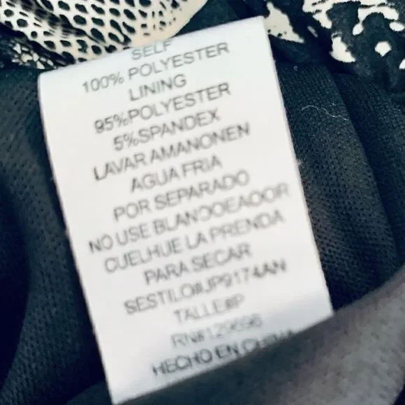 ANGL Black & Cream Abstract Pribt Surplice Short Romper Size Small - Picture 15 of 15